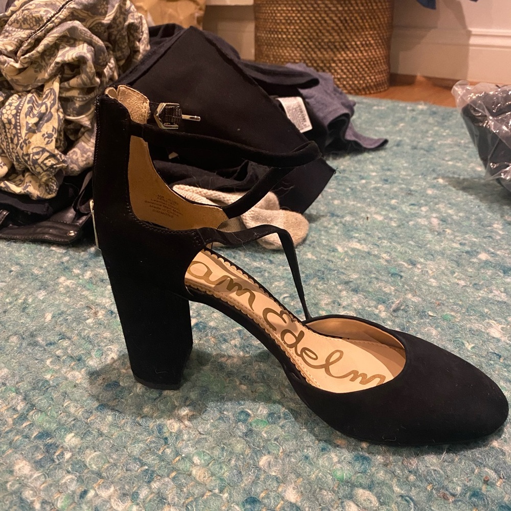 Sam Edelman Heels - Picture 2 of 3